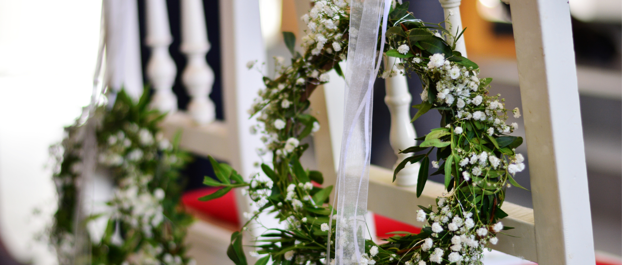 5 creative ways to decorate with artificial wreaths - Tokcare Home