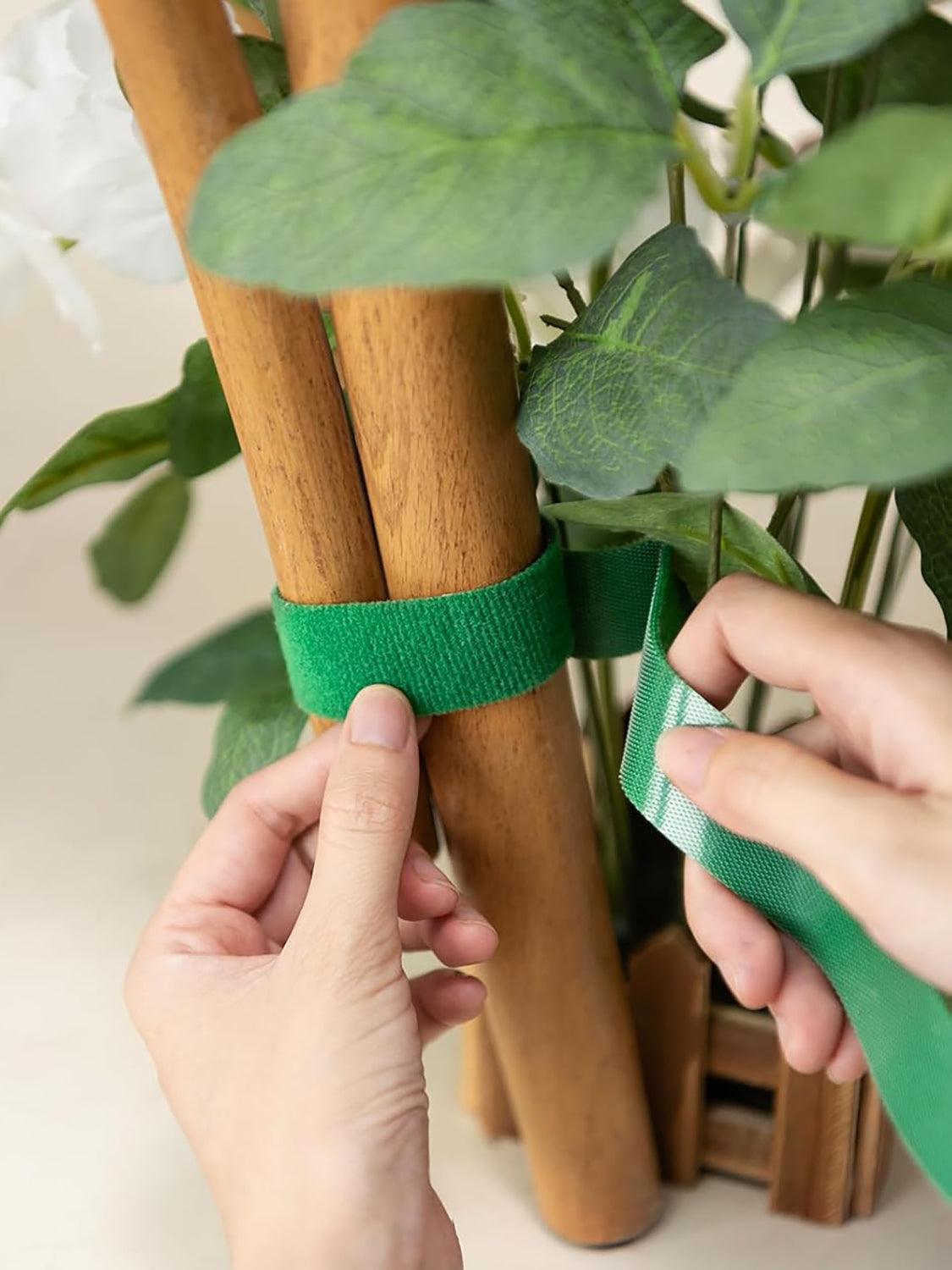 Dusty Rose Cream Artificial Rose Arrangements 4-Piece Aisle Decorations