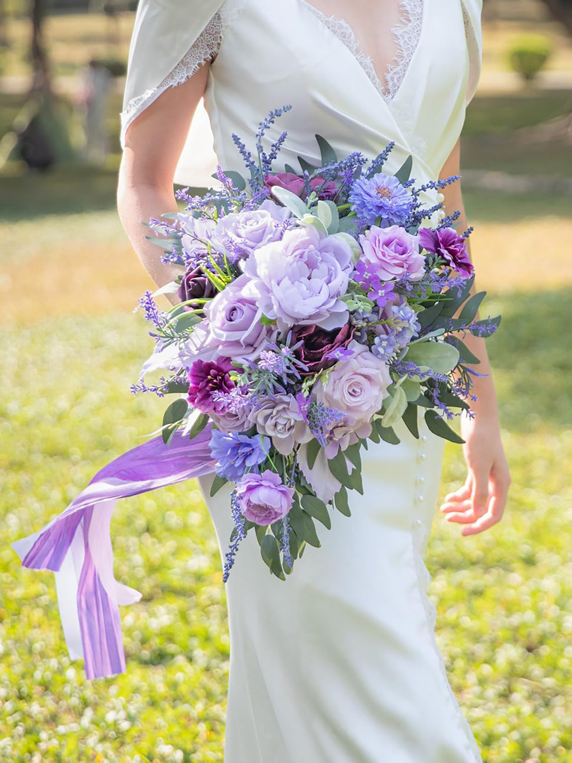 Lavender 13 Inch Artificial Flower Wedding Bouquets for Bride