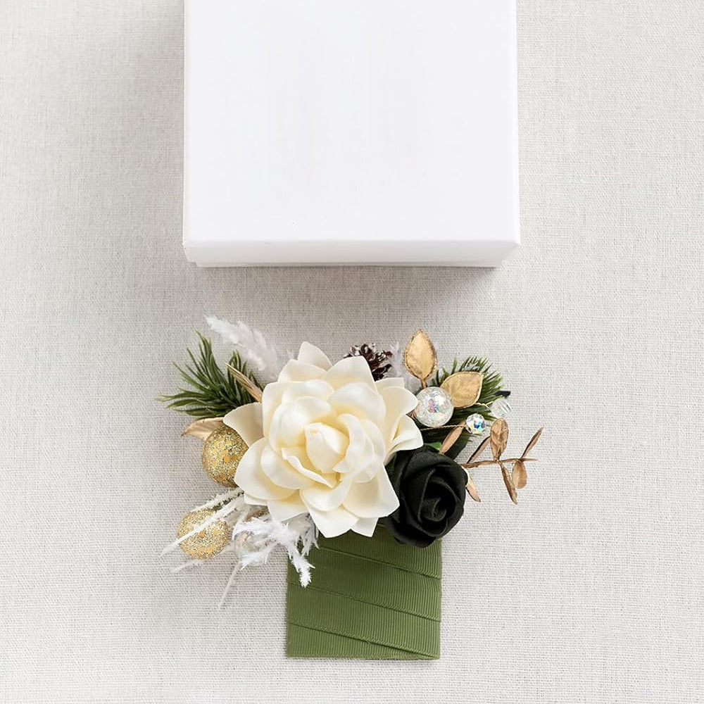 Pampas Chrismas White Pocket Boutonniere For Men 6x5in Wedding