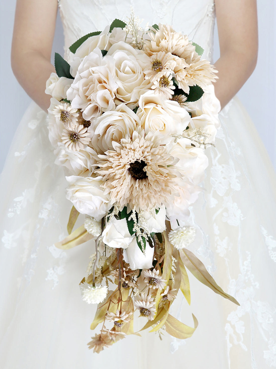 Champagne Wedding Essentials Bundle — Bridal Party Flowers