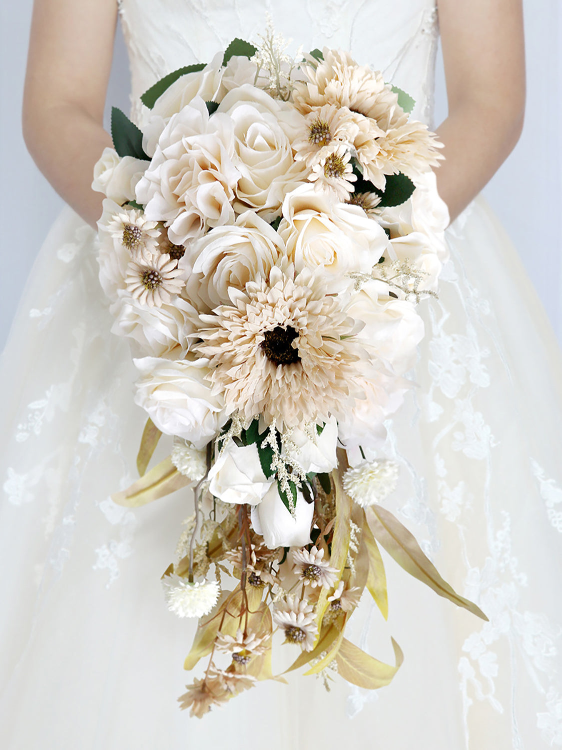 Champagne Wedding Essentials Bundle — Bridal Party Flowers